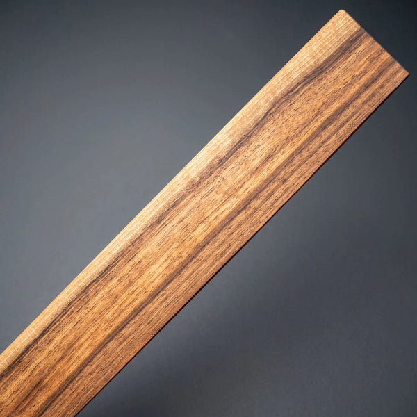 Riisgaard Knivmagnet 80cm Dansk Valnød (Frie Pladser) Product vendor