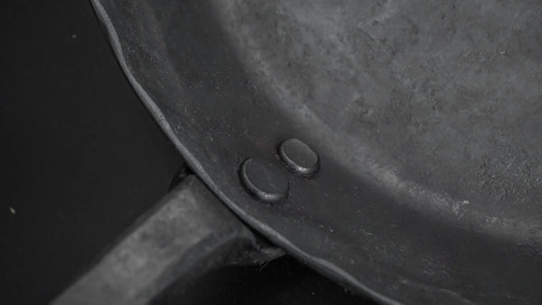 Kanatoko Hand Forged Iron Frying Pan (Medium) Product vendor