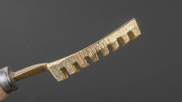 Hitohira Brass Fish Scaler Large Product vendor