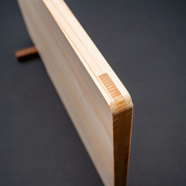 Hitohira Hinoki Thin Cutting Board with Stand (Small) - Tetogi