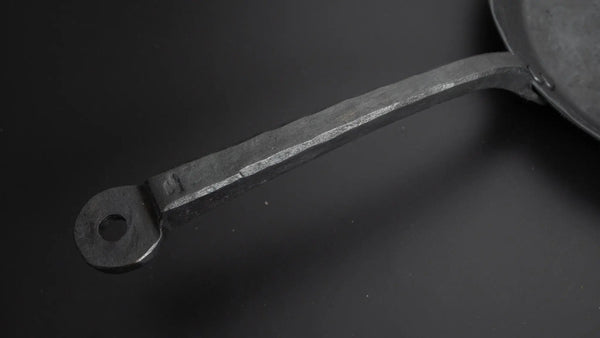 Kanatoko Hand Forged Iron Frying Pan (Medium) - Tetogi