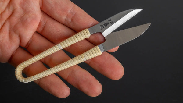 Morihei Kisaku Nigiri Thread Shears 105mm (Rattan Handle with Kiri Box/ 2) - Tetogi