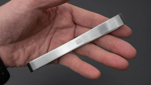 Hitohira Small Straight Fish Tweezer - Tetogi