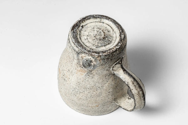 Komon Okuda Kohiki Haiyu Tall Mug (white slip glaze & ash glaze) - Tetogi