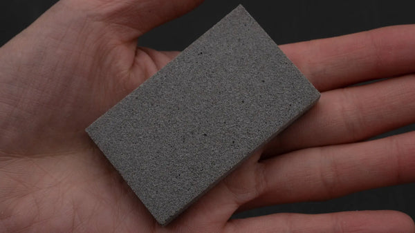 Sabitoru Rust Eraser Medium - Tetogi