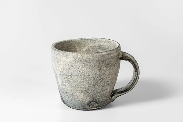Seji Okuda - Low Mug Kohiki Haiyu (white slip glaze & ash glaze) - Tetogi