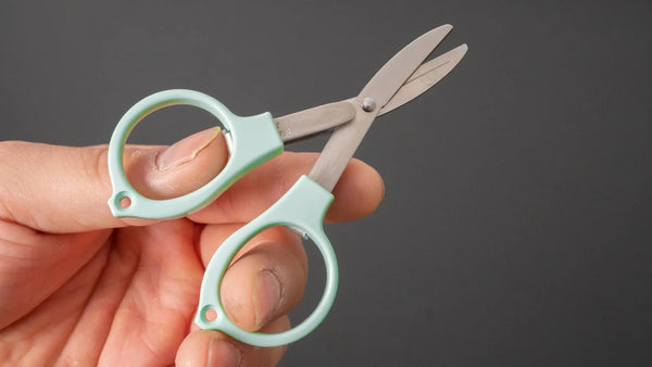 Yoshida Megane Folding Shears (Green) - Tetogi
